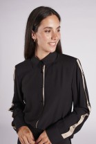 Blusa botones mangas