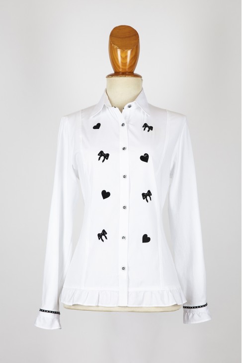 Blusa volantes con corazon y lazo Blusa volantes con corazon y lazo